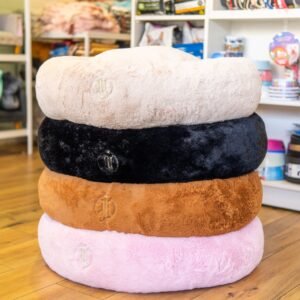 Cama Donuts