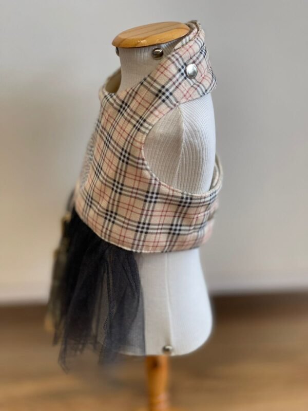 Vestido Peitoral Burberry - Imagem 3